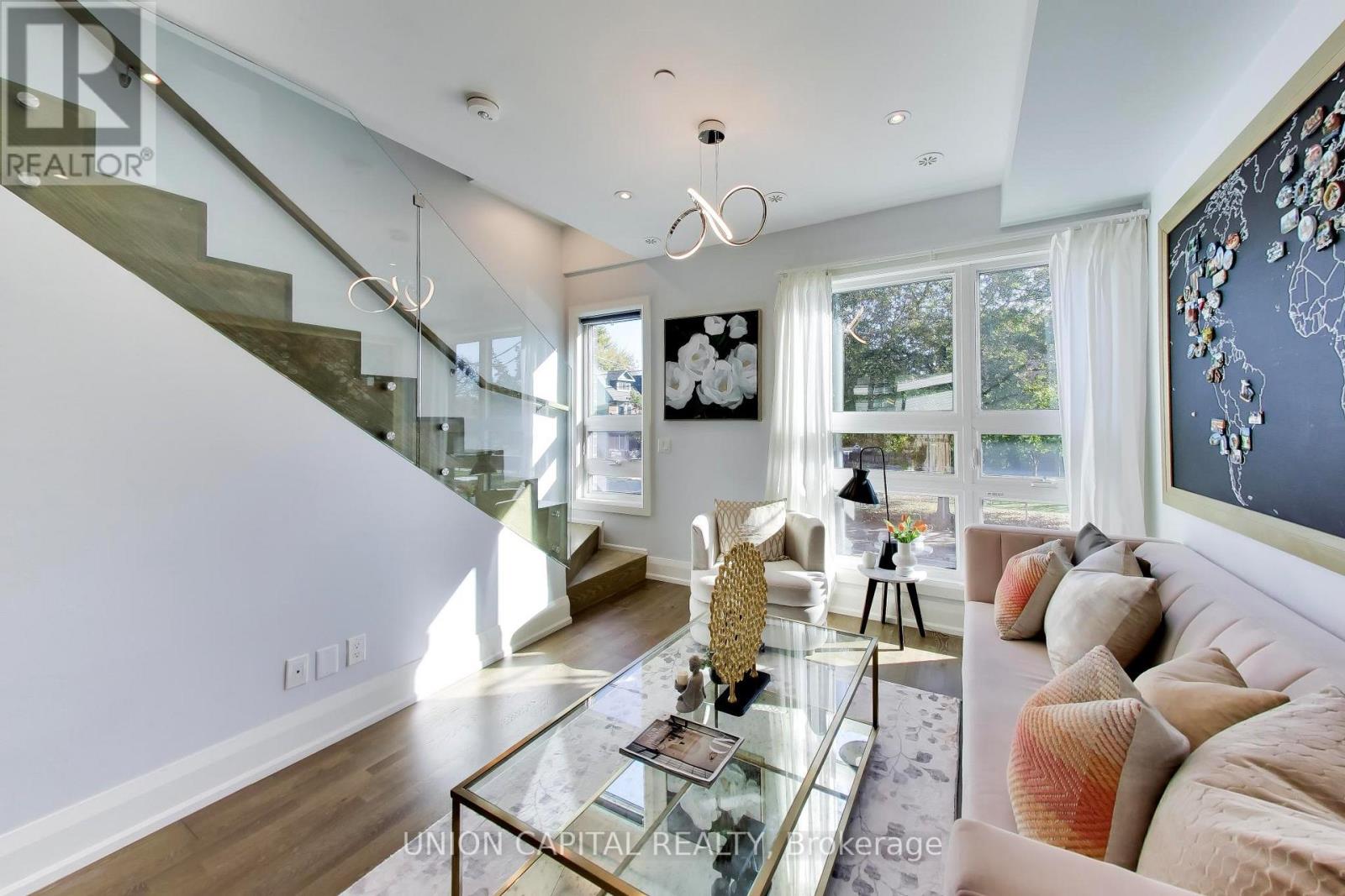 952 DUNDAS STREET E, Toronto (South Riverdale) — photo 9