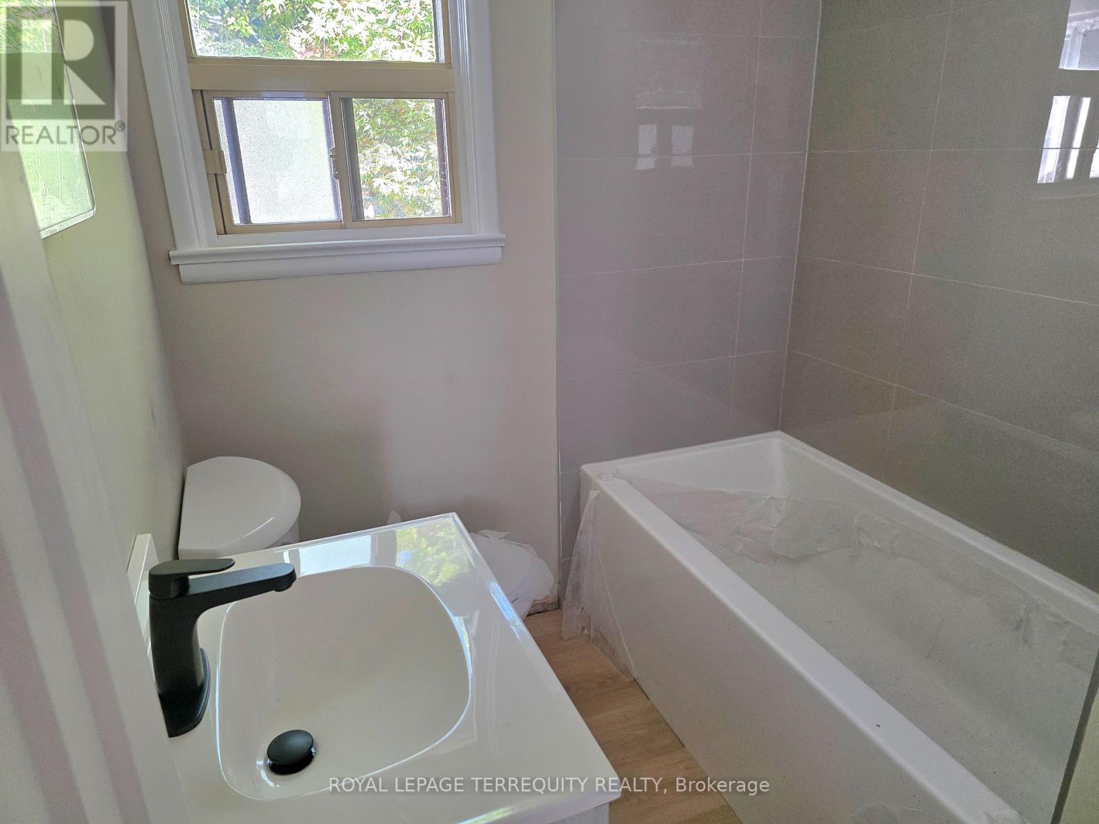 107 CLIFFCREST DRIVE, Toronto (Cliffcrest) — photo 8