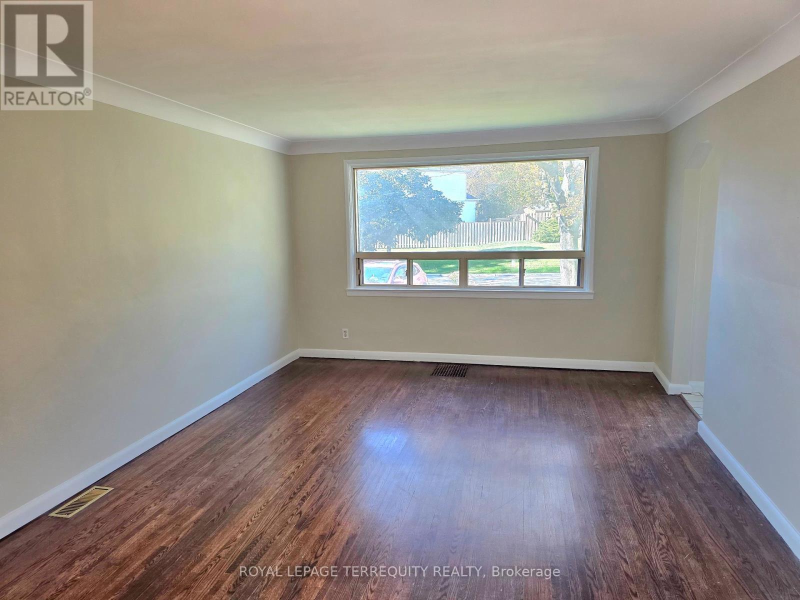 107 CLIFFCREST DRIVE, Toronto (Cliffcrest) — photo 9