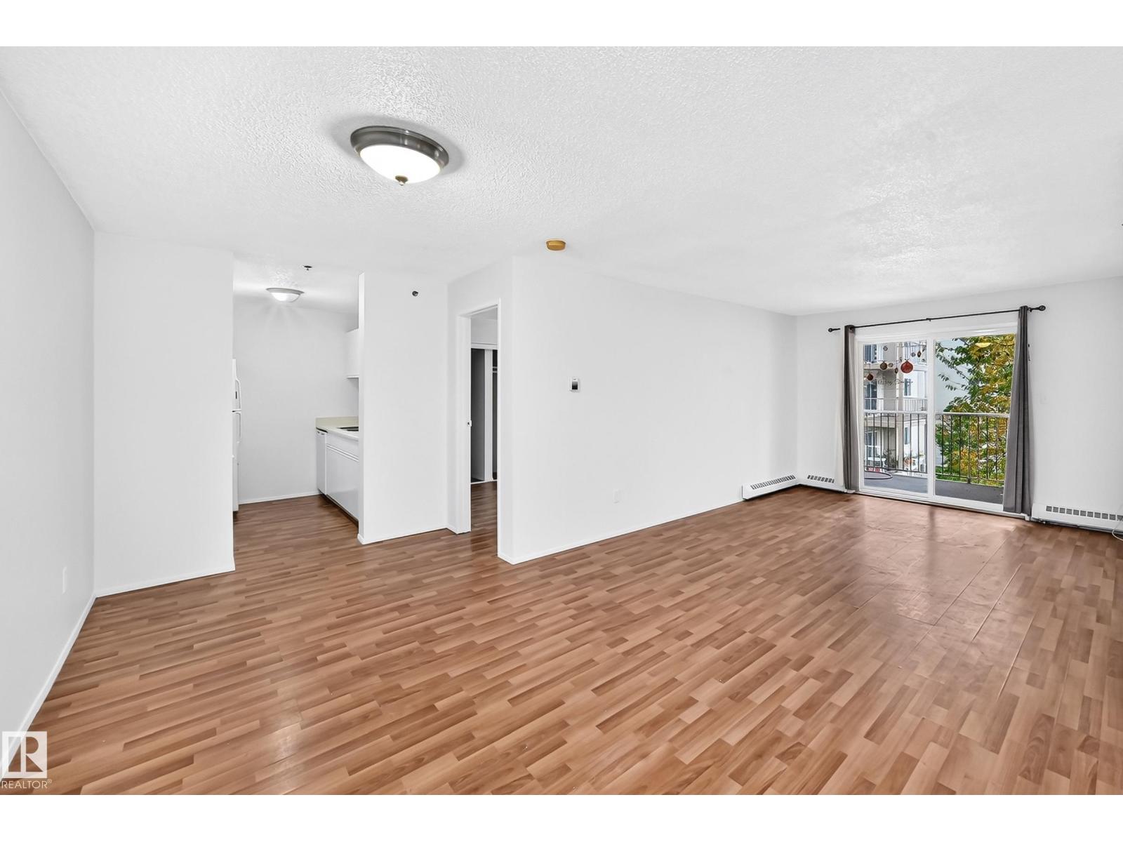 #212 11218 80 Street NW, photo 2