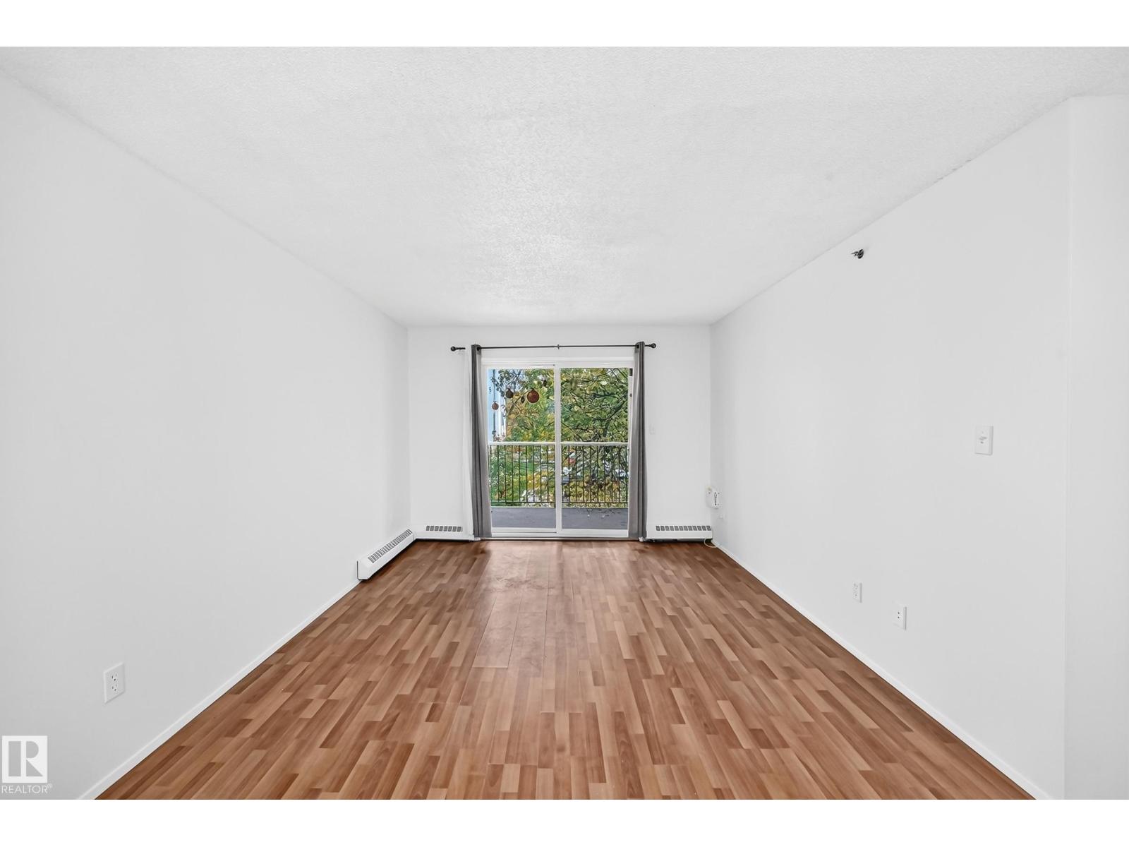 #212 11218 80 Street NW, photo 4