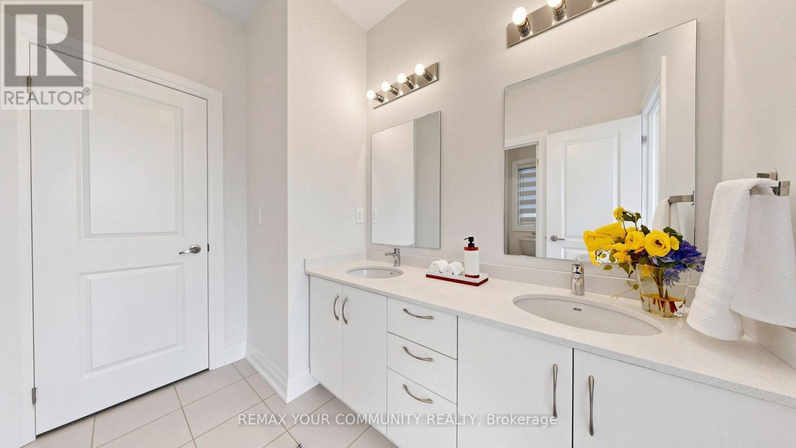 9 Backhouse Drive, Richmond Hill, ON photo 30