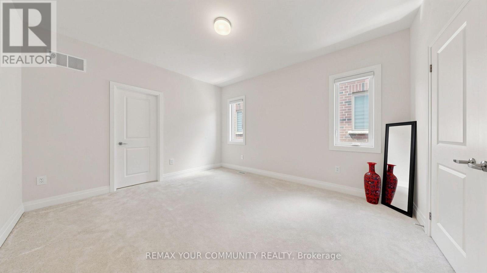 9 Backhouse Drive, Richmond Hill, ON photo 32