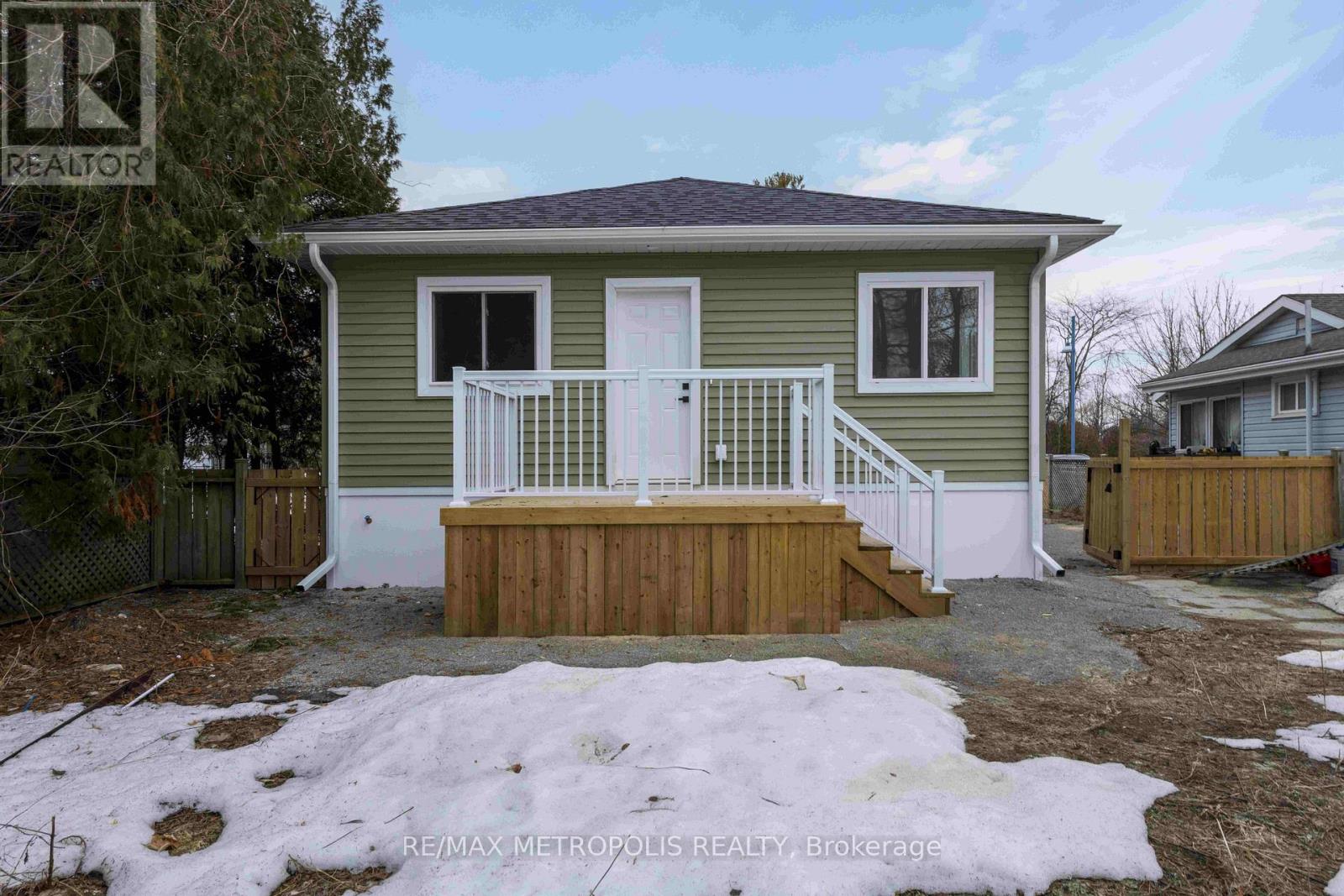 759 Innisfil Beach Road, Innisfil photo 21
