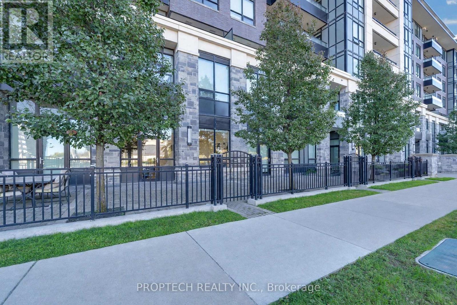 120 - 25 WATER WALK DRIVE, Markham (Unionville) — photo 2
