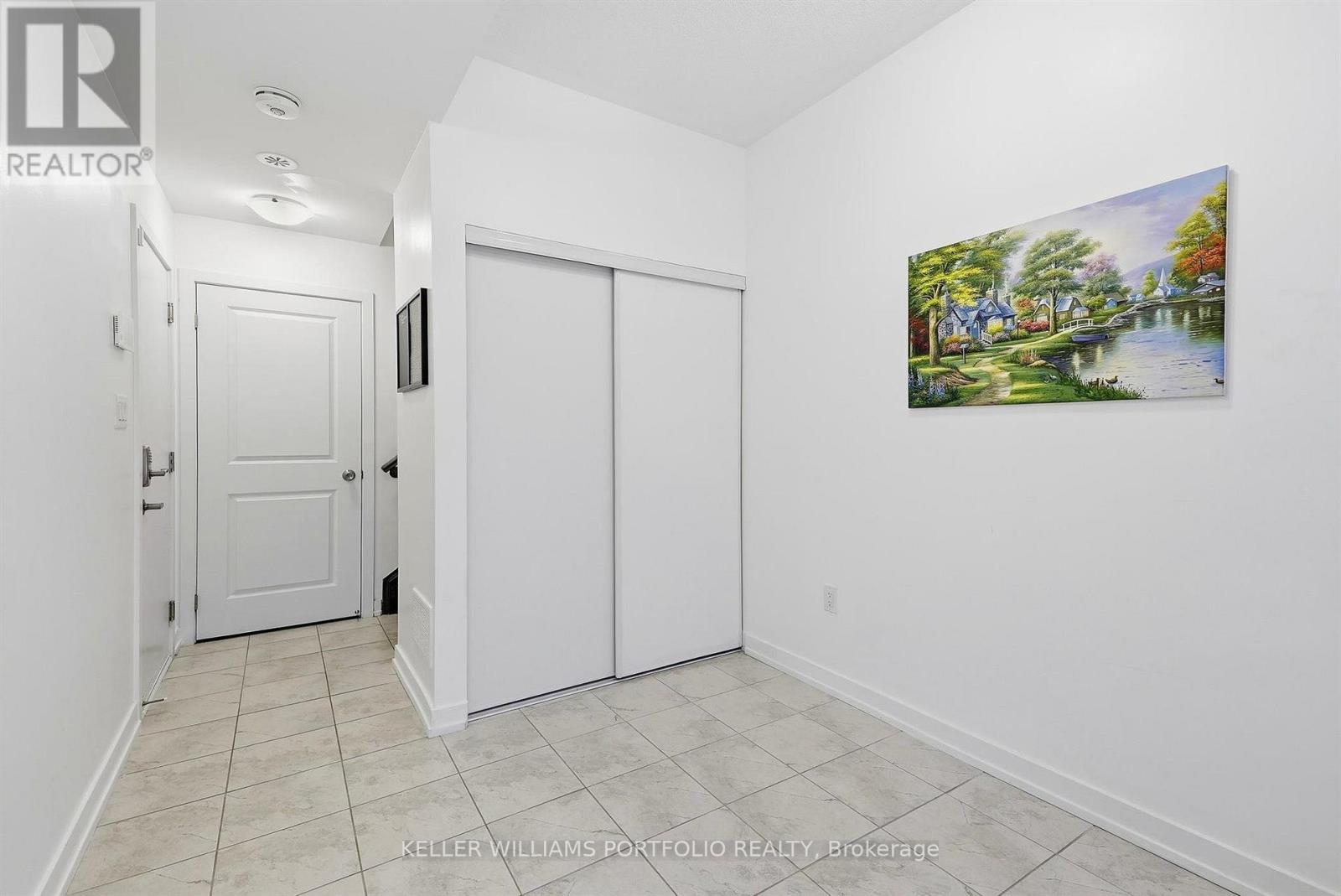 17 HEARNE STREET, Vaughan (Vaughan Grove) — photo 7