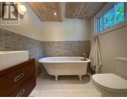 71 Second Street, Tiny, ON L0L2J0 Photo 14