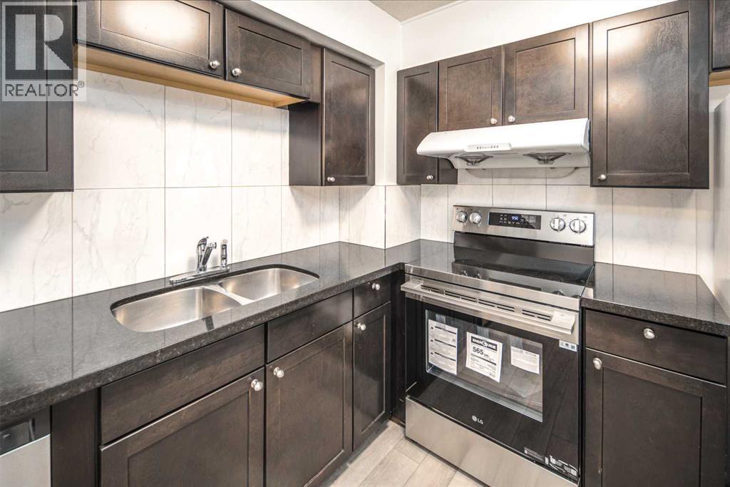 2, 6420 4A Street NE, Calgary — photo 8