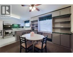 Kitchen - 286 Mohawk Road W, Hamilton, ON L9C1W3 Photo 8