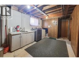 286 Mohawk Road W, Hamilton, ON L9C1W3 Photo 21