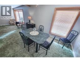 4pc Bathroom - 286 Mohawk Road W, Hamilton, ON L9C1W3 Photo 6