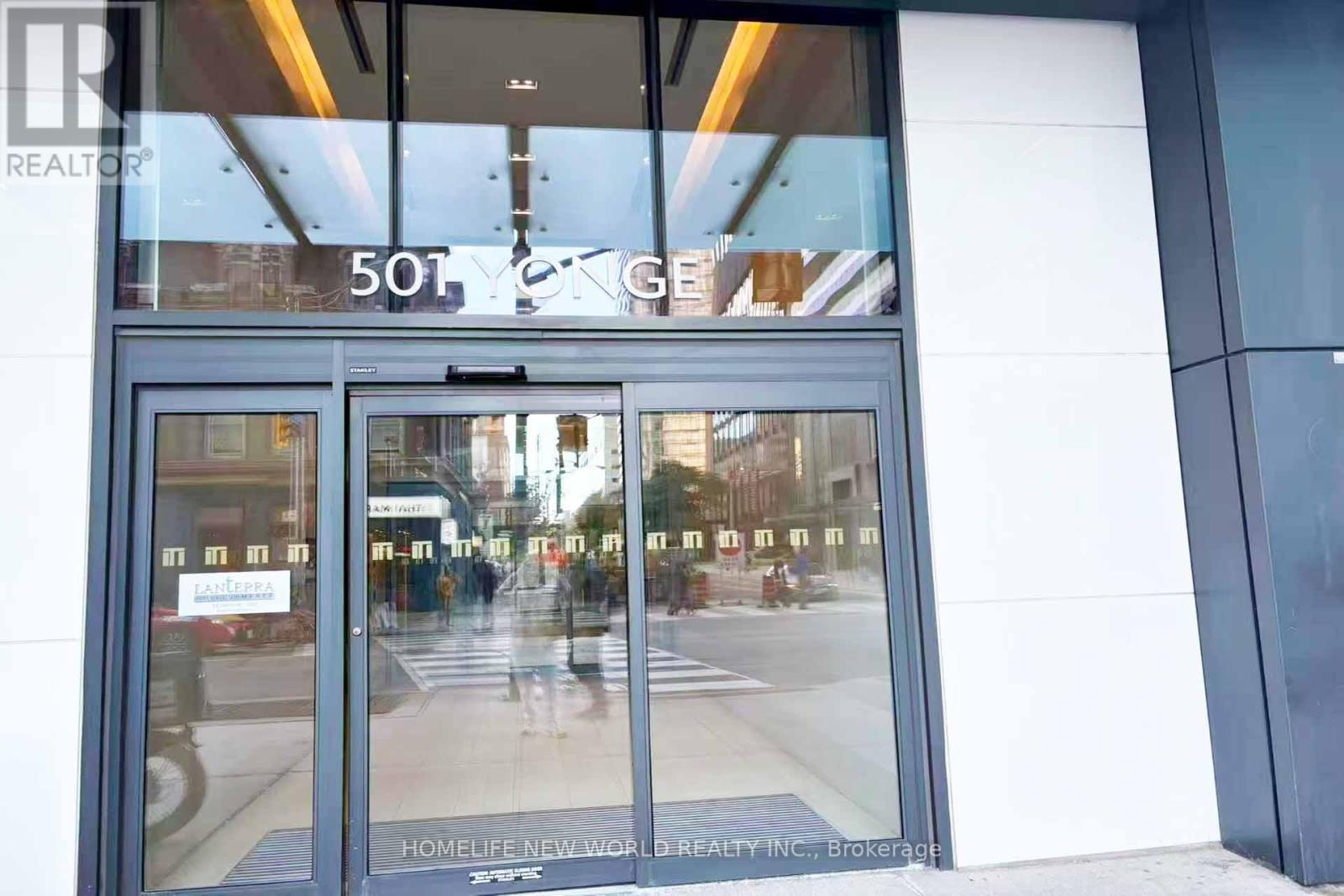 Photo of 501 Yonge Street