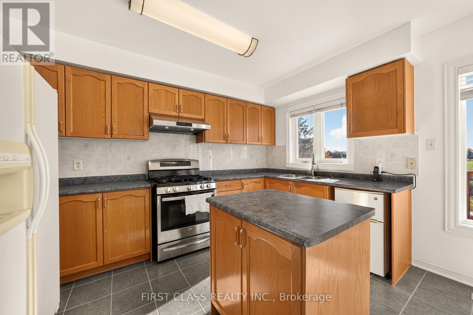38 Pacific Wind Crescent, Brampton, ON photo 16