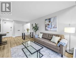 116 - 140 Elm Ridge Drive, Toronto, ON M6B1B1 Photo 10