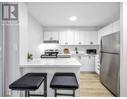 116 - 140 Elm Ridge Drive, Toronto, ON M6B1B1 Photo 16