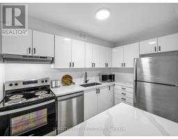 116 - 140 Elm Ridge Drive, Toronto, ON M6B1B1 Photo 18