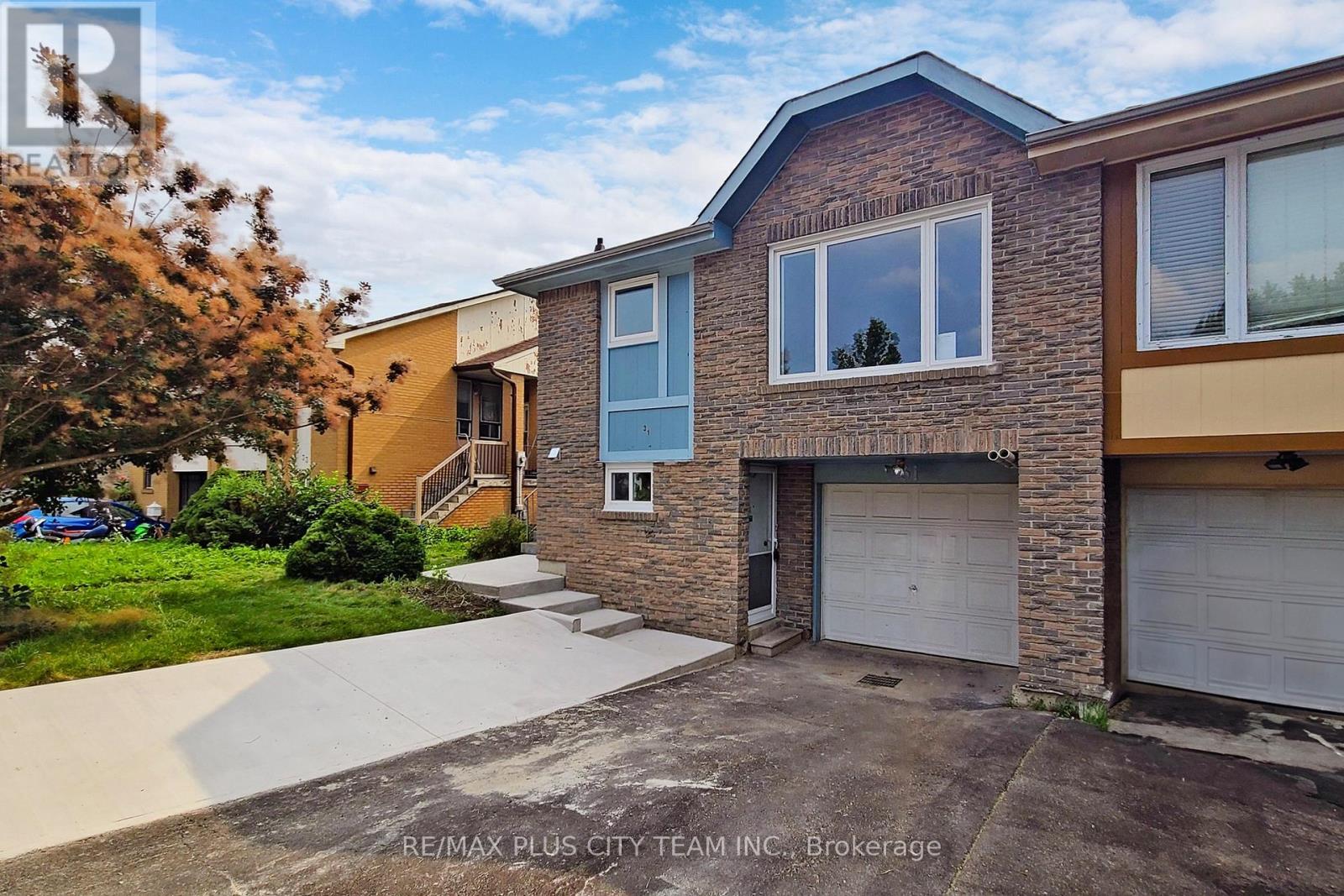 BSMT - 31 LEACREST STREET, Brampton (Westgate)