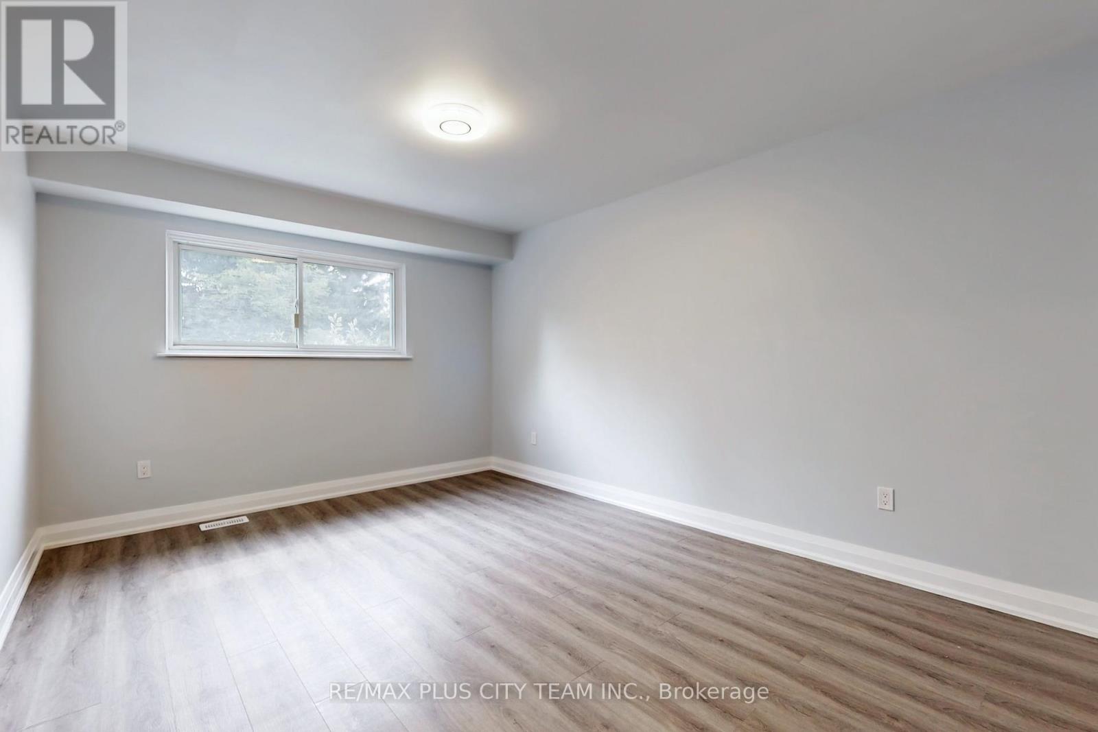 BSMT - 31 LEACREST STREET, Brampton (Westgate) — photo 11
