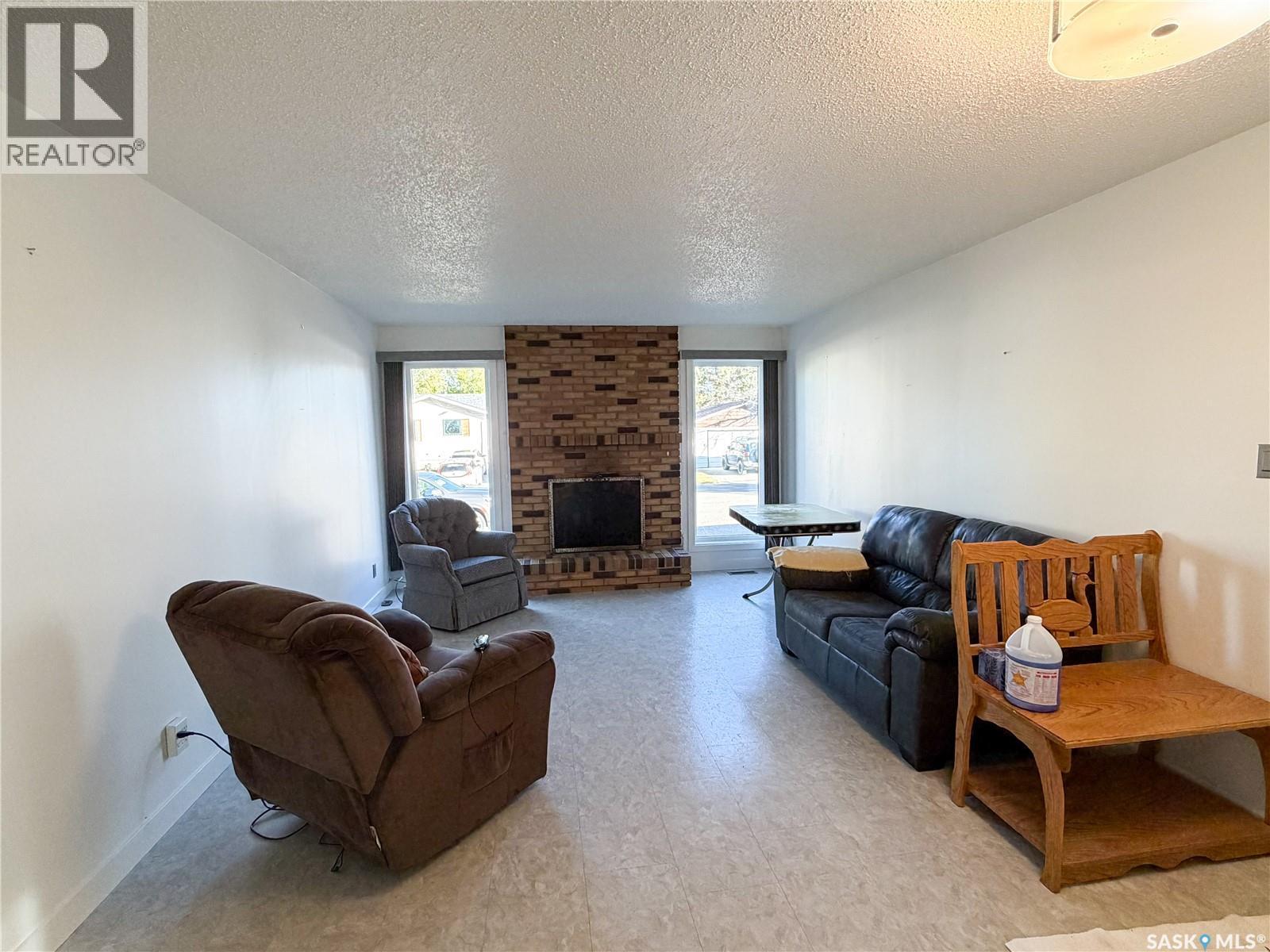 64 Dunfield CRESCENT, Meadow Lake — photo 2