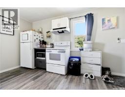 916 Iroquois Street W, Moose Jaw, SK S6H5B6 Photo 13