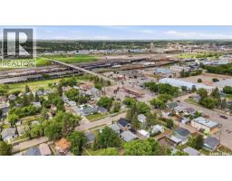 916 Iroquois Street W, Moose Jaw, SK S6H5B6 Photo 38