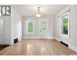 Bedroom - 447 Duffield Street W, Moose Jaw, SK S6H5H7 Photo 11