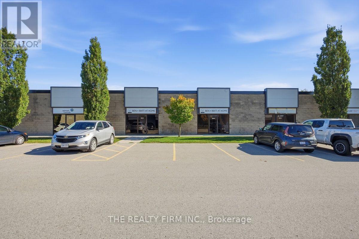 203 Exeter Unit C,D photo 3