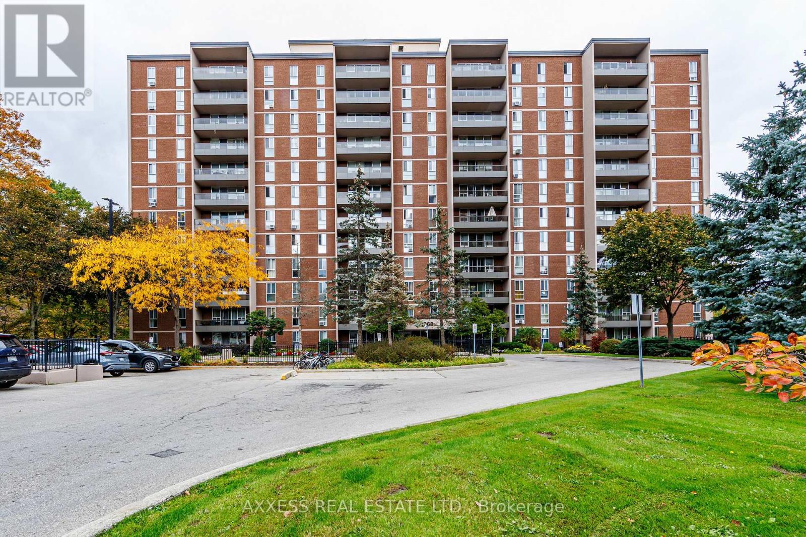 902 - 1968 MAIN STREET W, Hamilton (Ainslie Wood)
