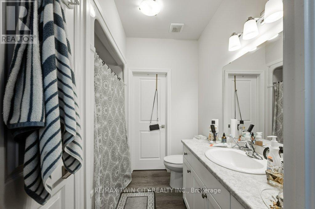 102 LIVINGSTON DRIVE, Tillsonburg — photo 12