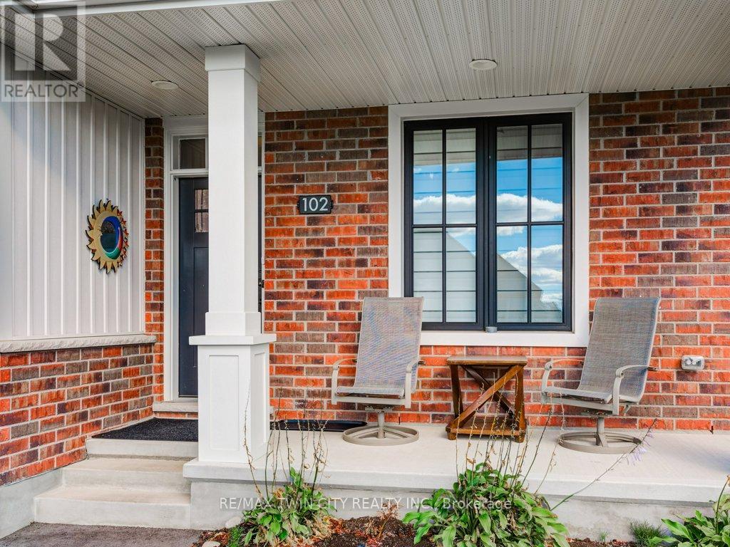 102 LIVINGSTON DRIVE, Tillsonburg — photo 3