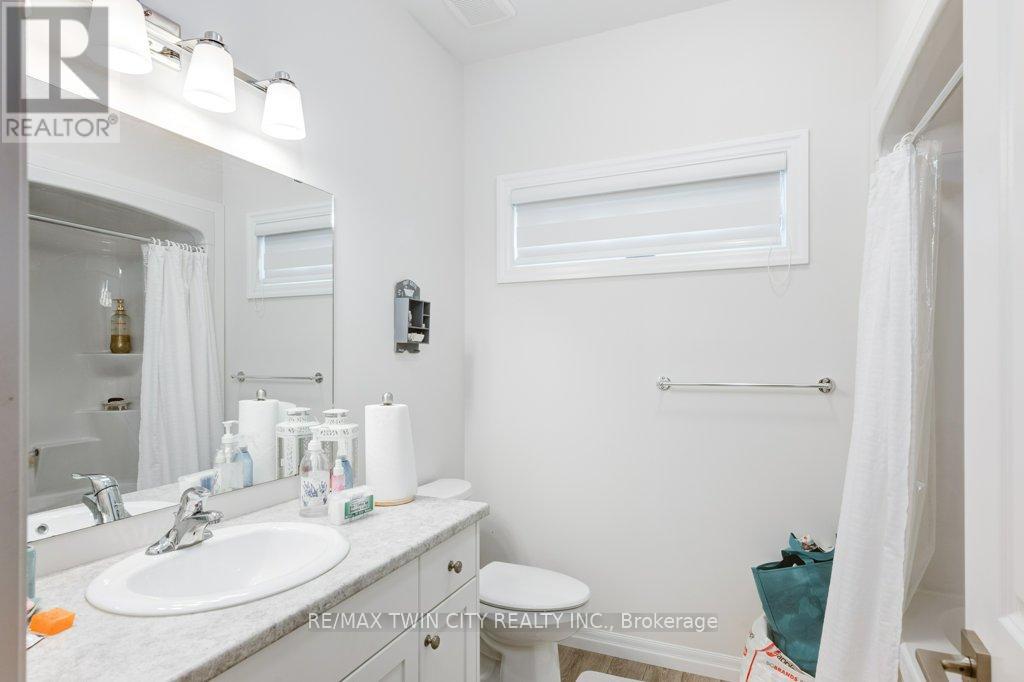 102 LIVINGSTON DRIVE, Tillsonburg — photo 6
