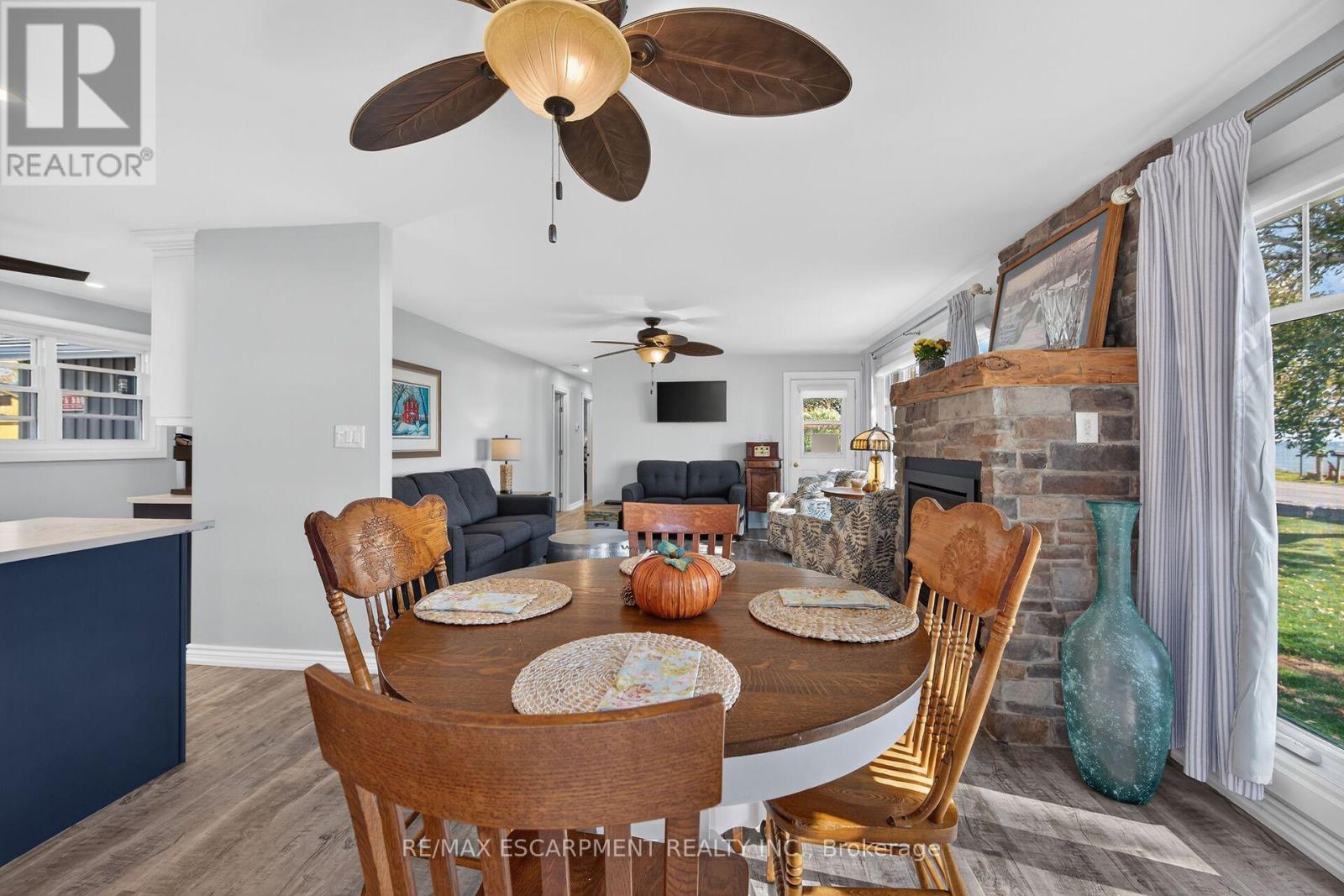 233 Blue Water Parkway, Haldimand, ON photo 14