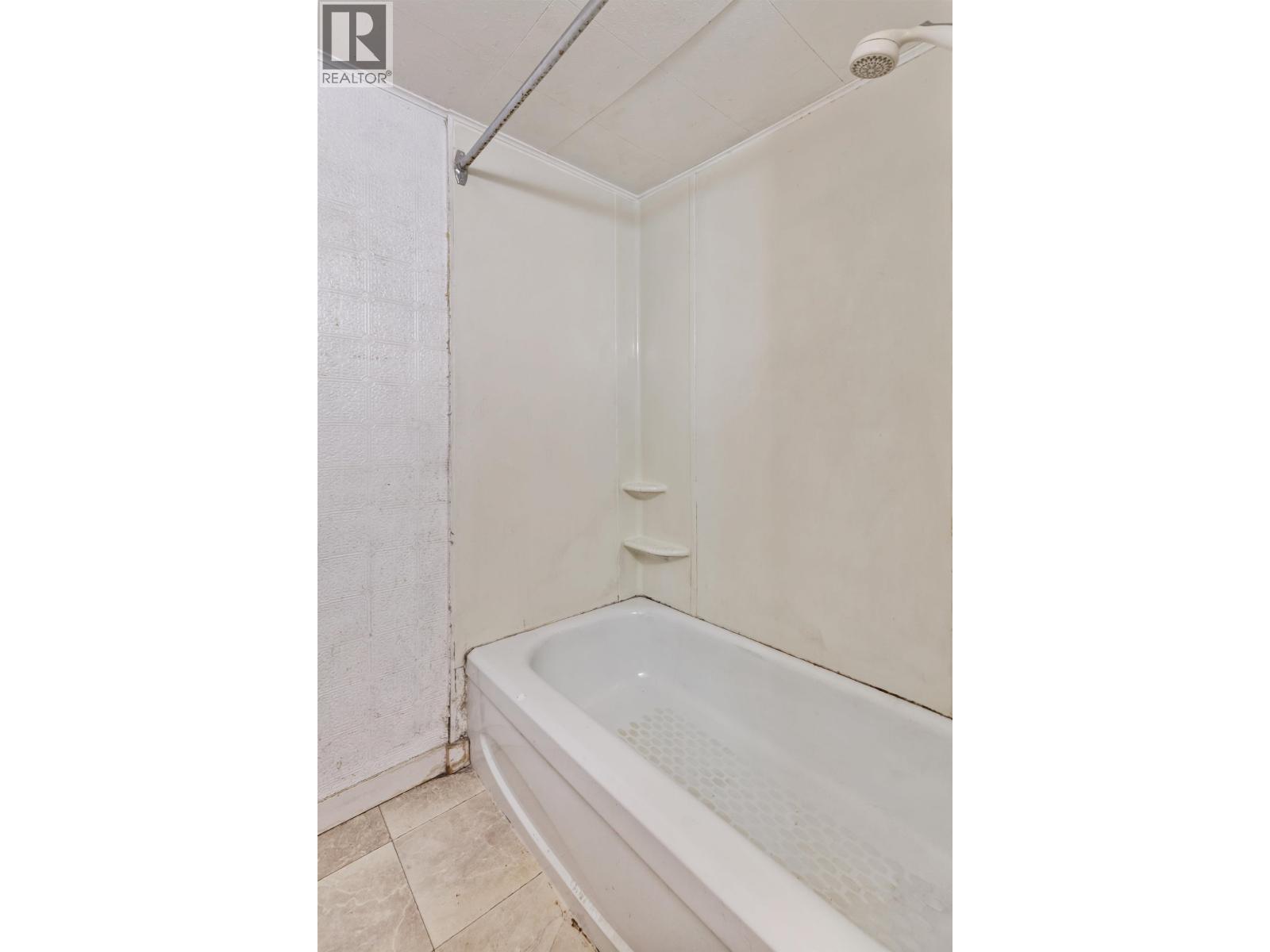 242 DOUGLAS STREET - 14