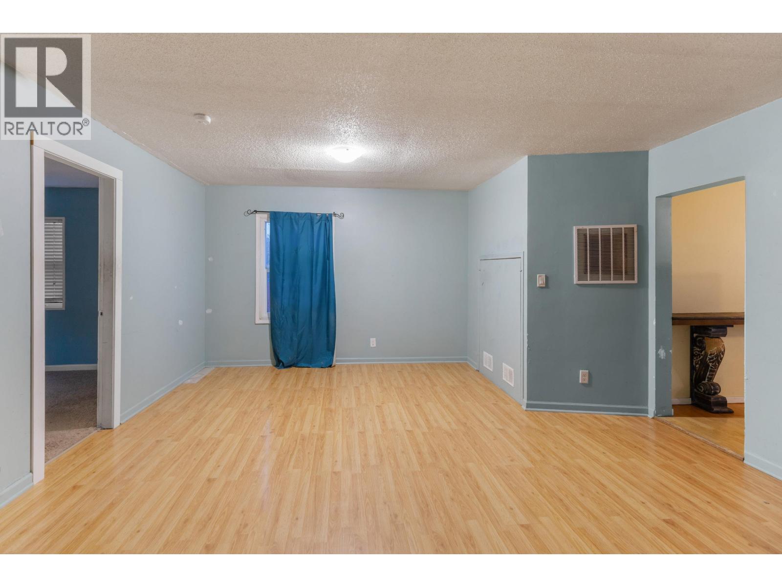 242 DOUGLAS STREET - 17