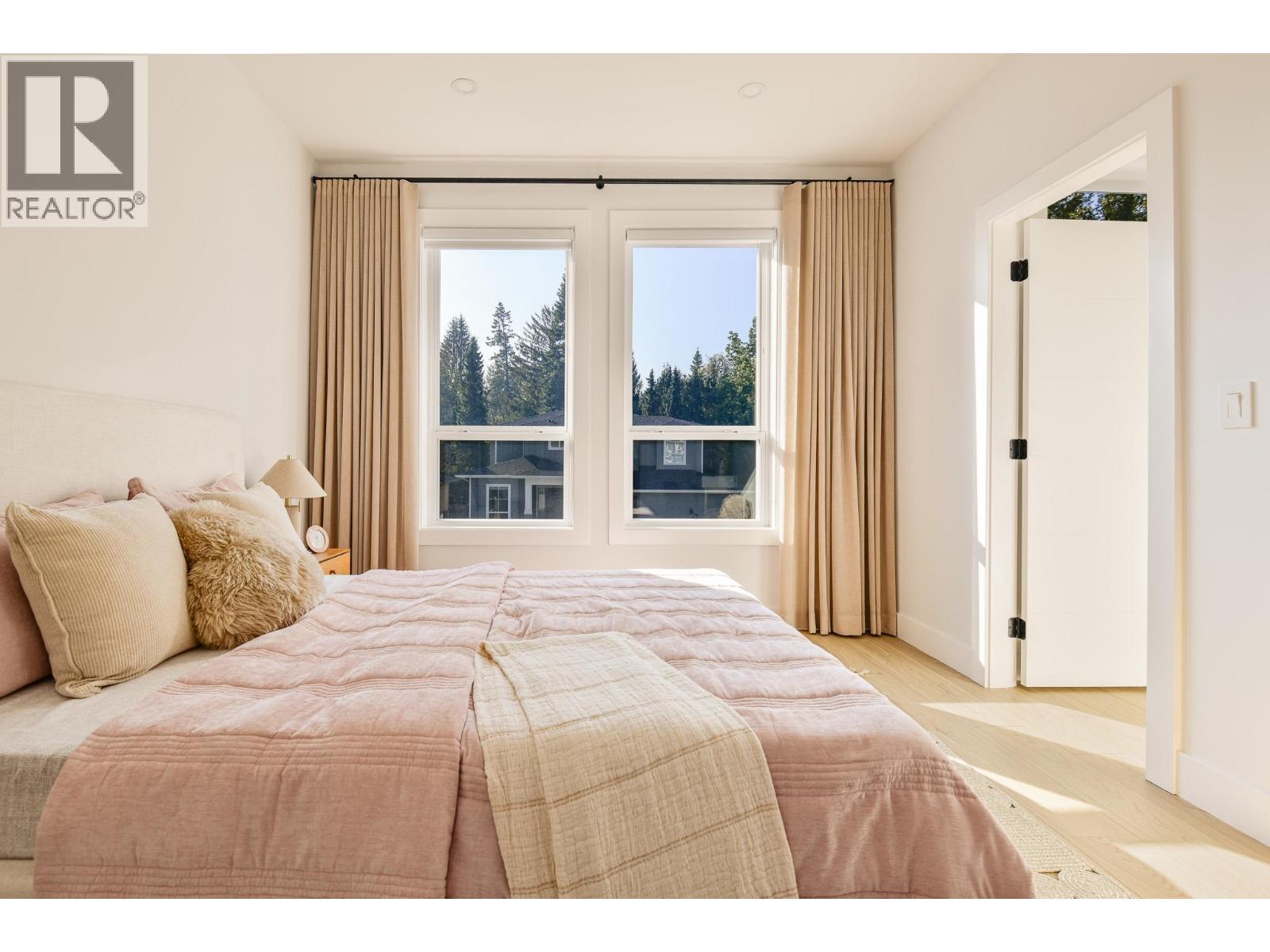 Photo of 11026 243B STREET 28