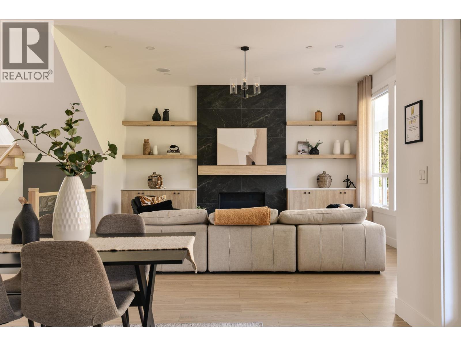 Photo of 11026 243B STREET 7