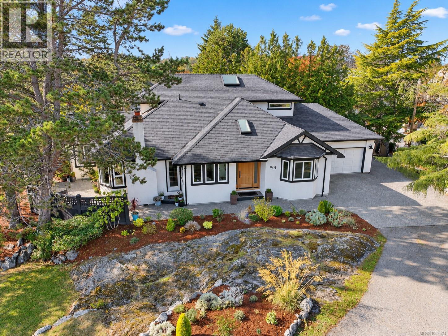 901 Foul Bay Rd - 63