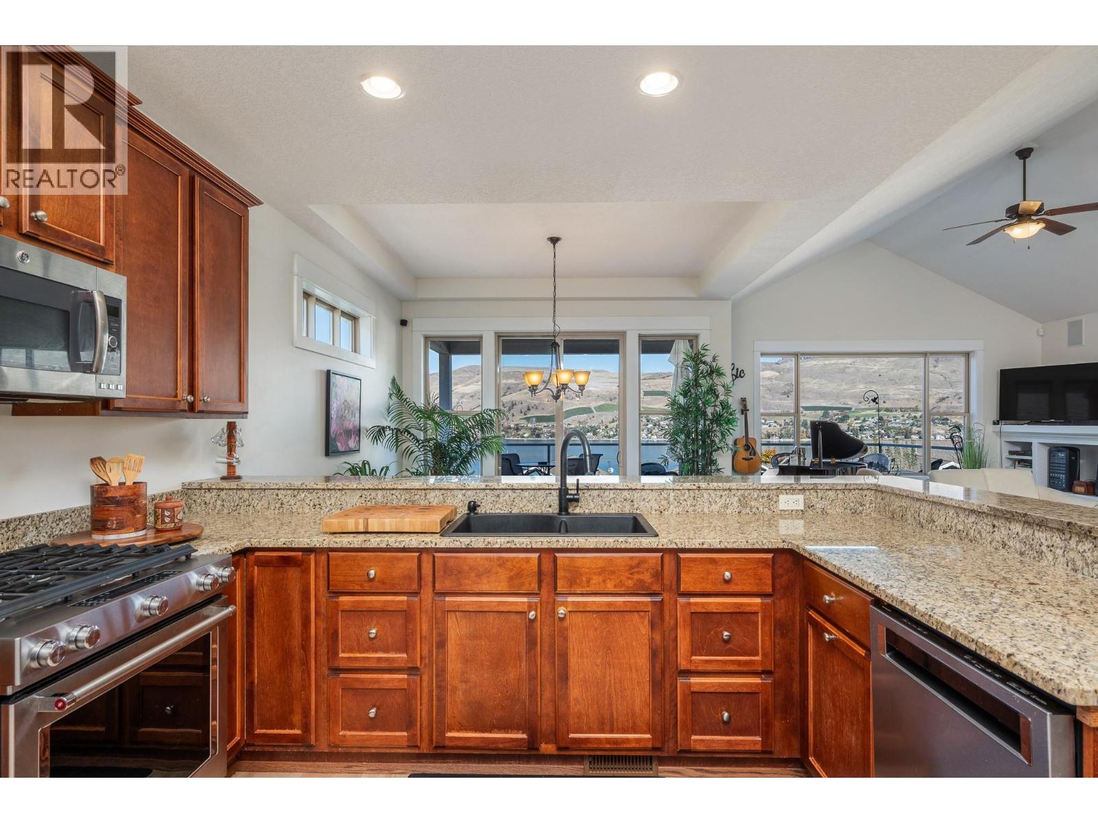 #27 7760 Okanagan Landing Road - 16