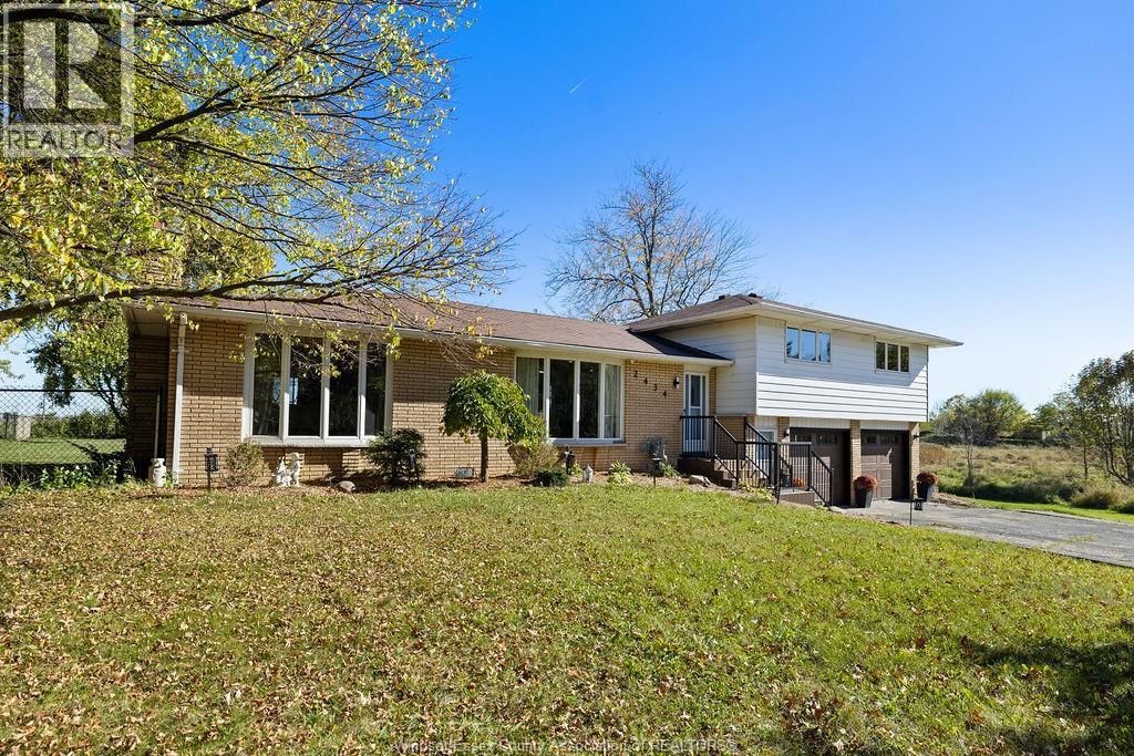2434 COUNTY RD 27, Lakeshore — photo 2