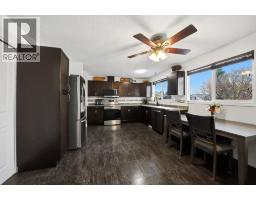 Living room - 61 Chappel Drive, Red Deer, AB T4P2R6 Photo 7
