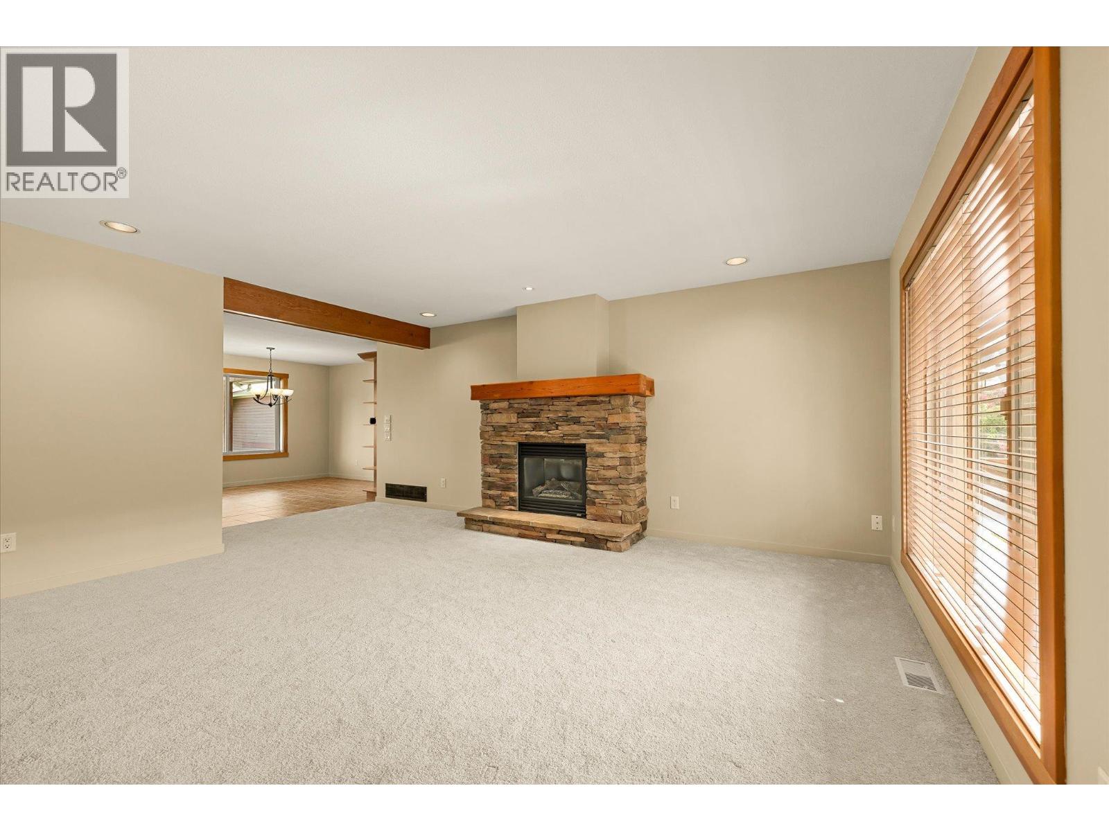 922 Paret Crescent, Kelowna - Image 1