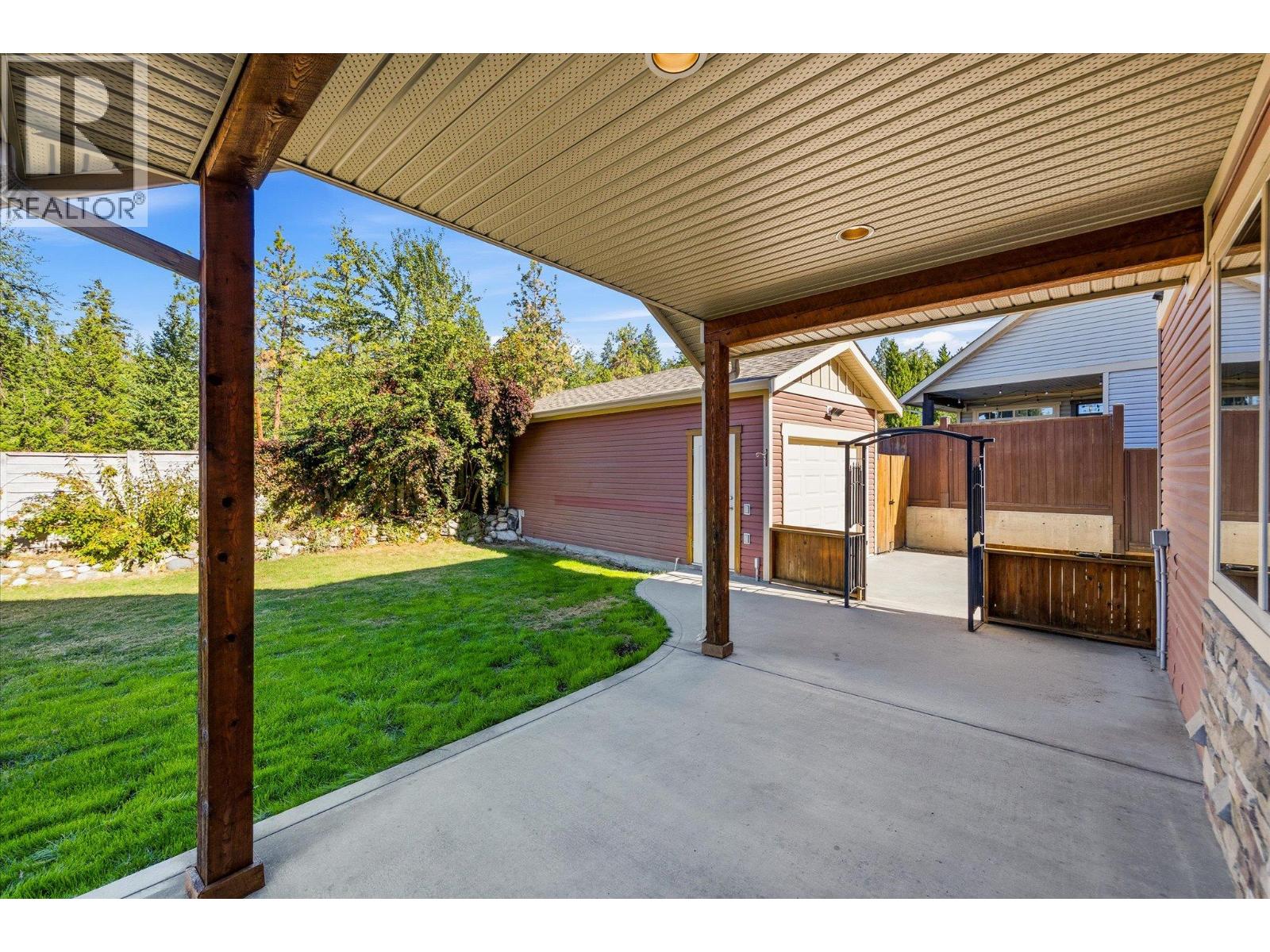 922 Paret Crescent, Kelowna - Image 1