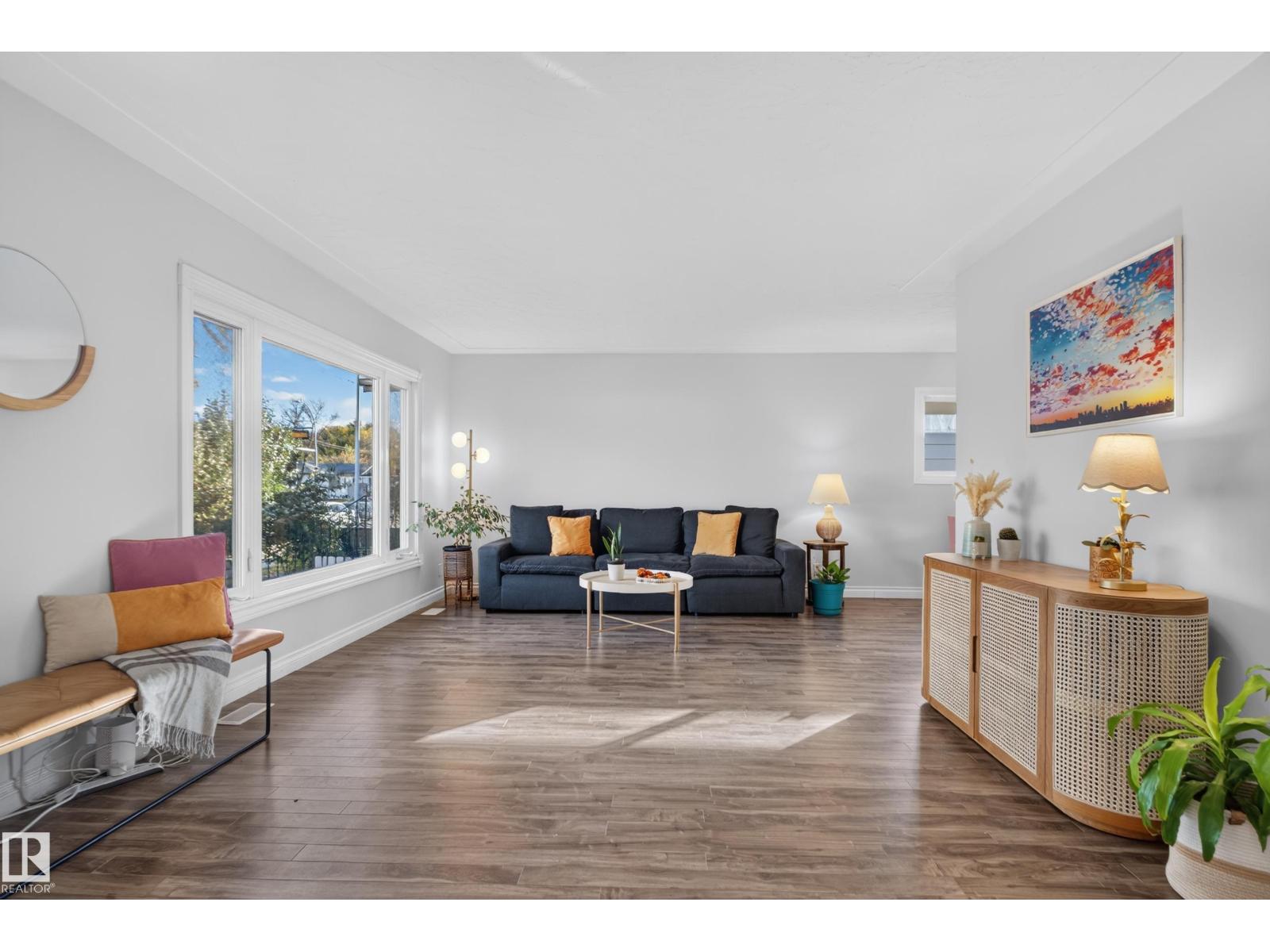 9814 79 ST NW NW, Edmonton — photo 4