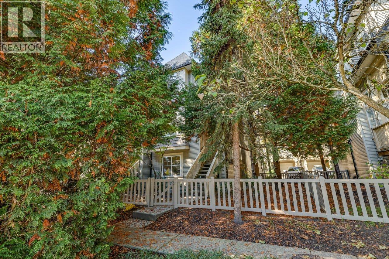 Property for sale at 19 3711 ROBSON COURT