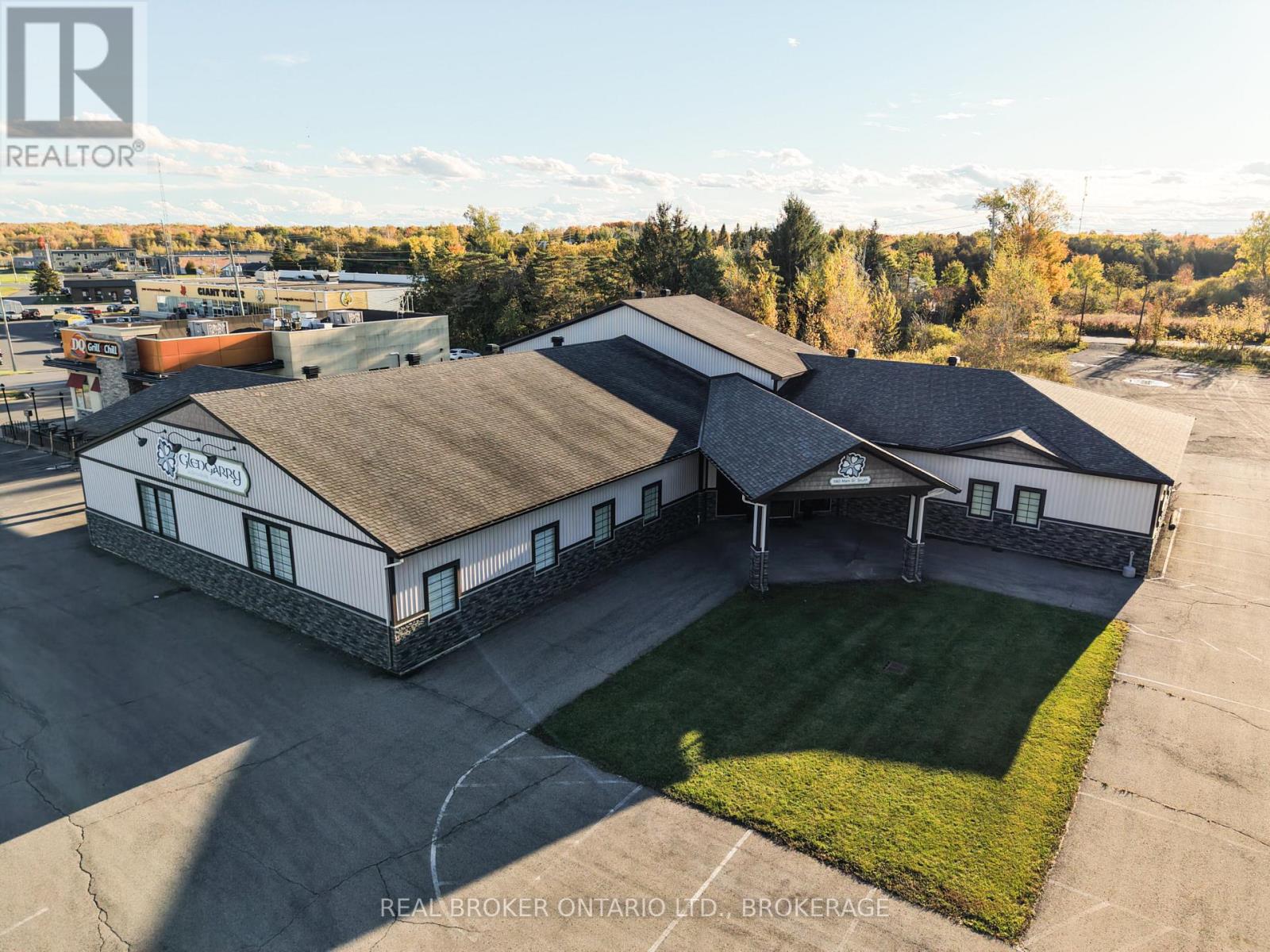 580 Main Street S