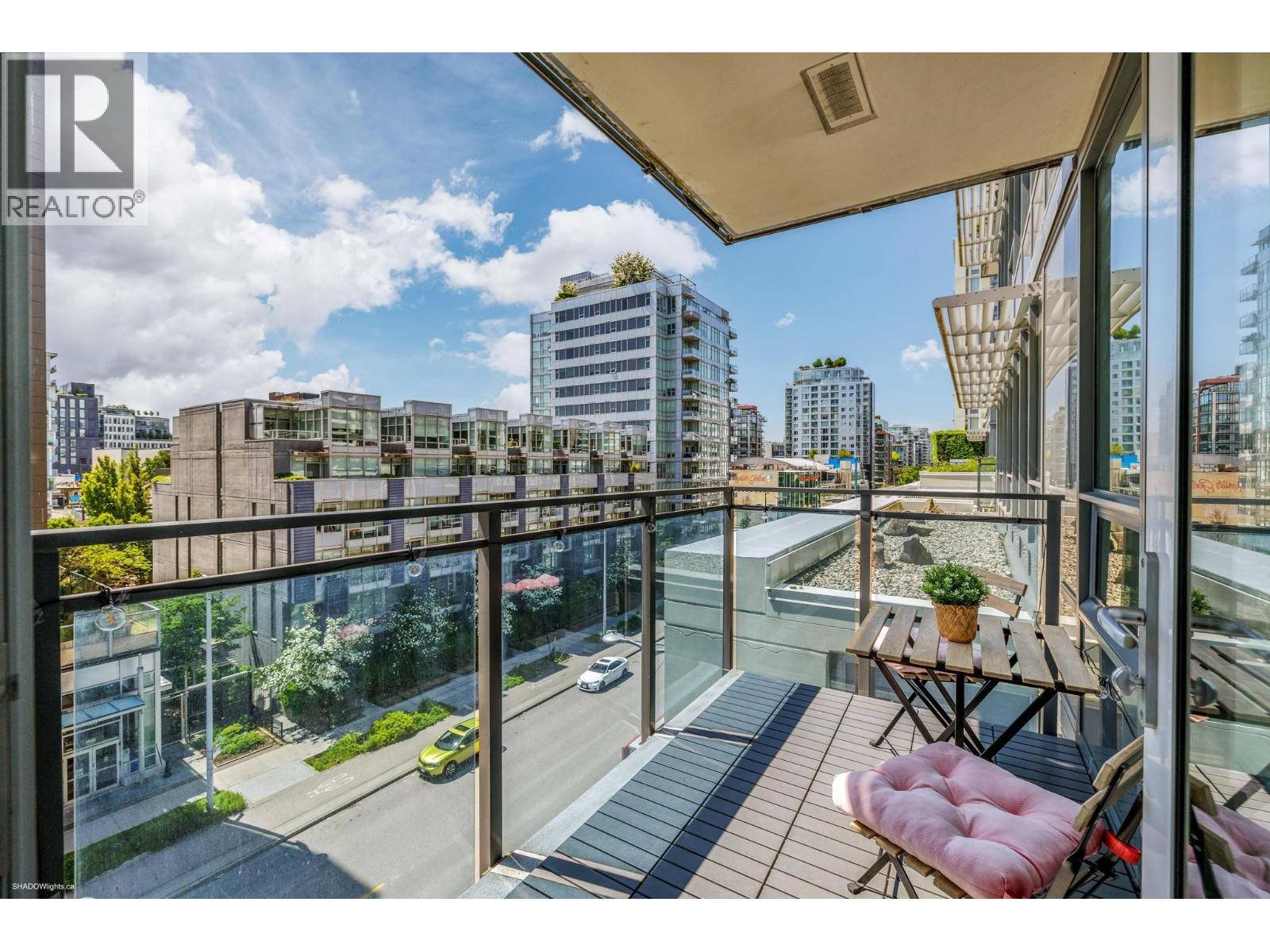 Photo of 607 161 E 1ST STREET 14