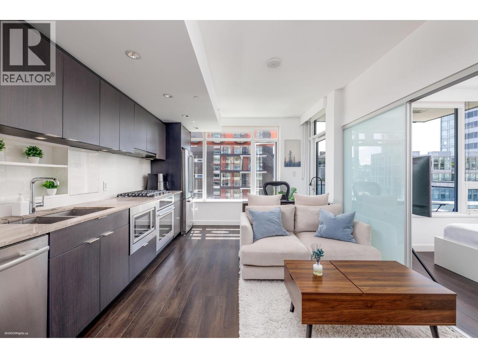 Photo of 607 161 E 1ST STREET 2