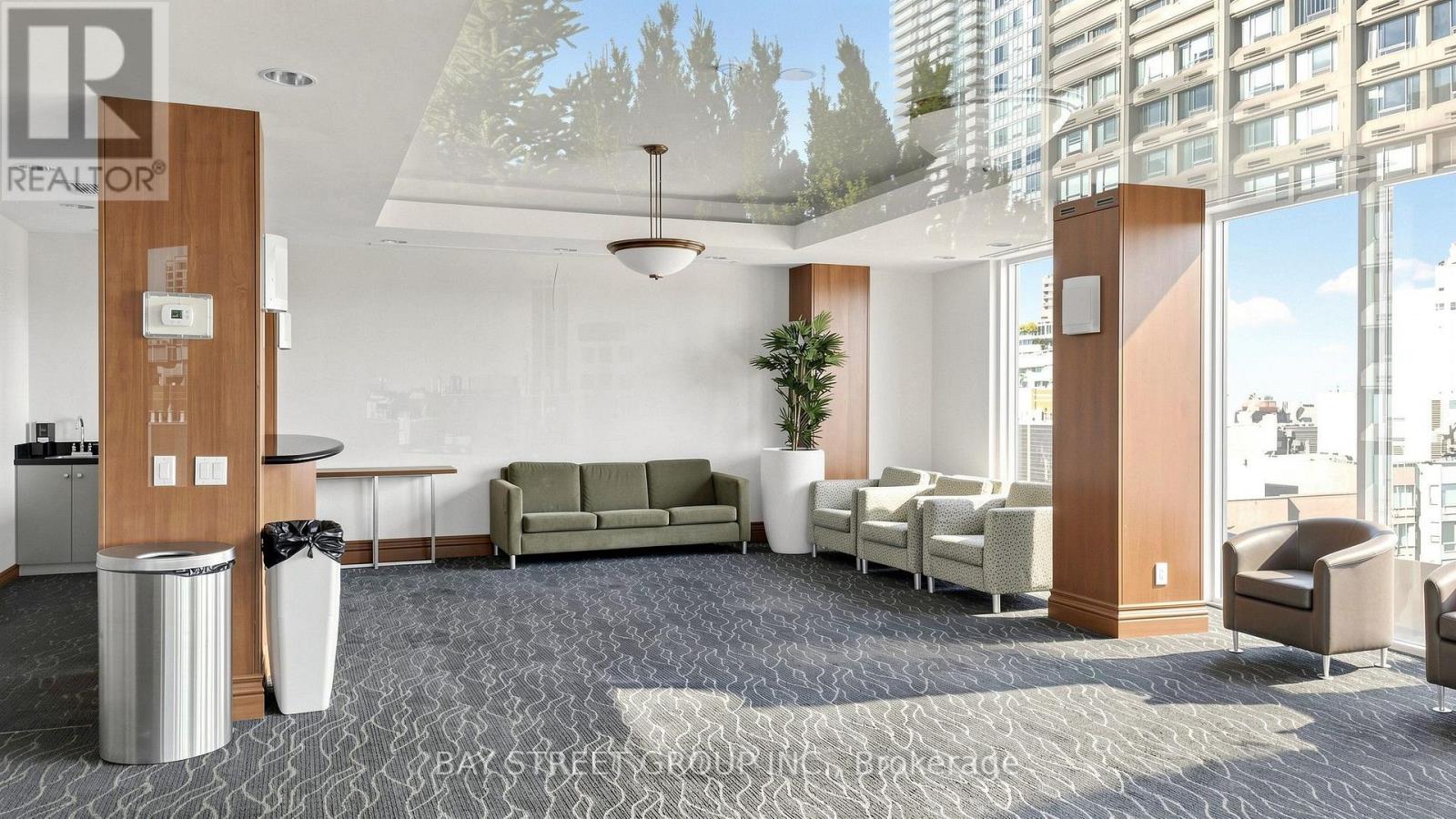 1708- 1121 Bay Street, Toronto, ON photo 32