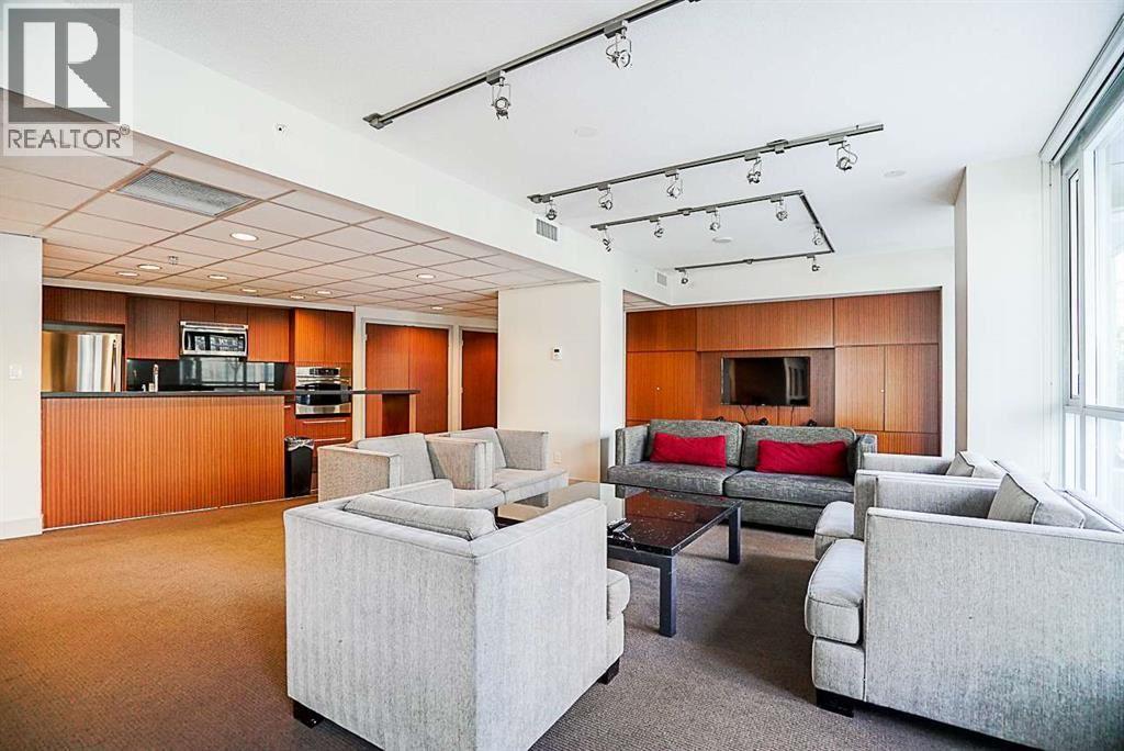 39fl 833 SEYMOUR STREET, Vancouver - Image 1