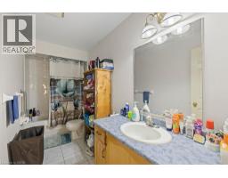 4114 Pincay Oaks Lane, Burlington, ON L7M4L6 Photo 24
